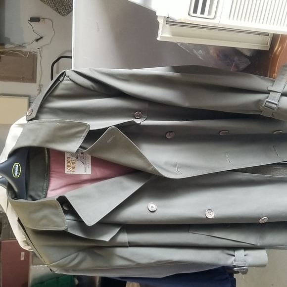 London Towne - Picture 5 of 6